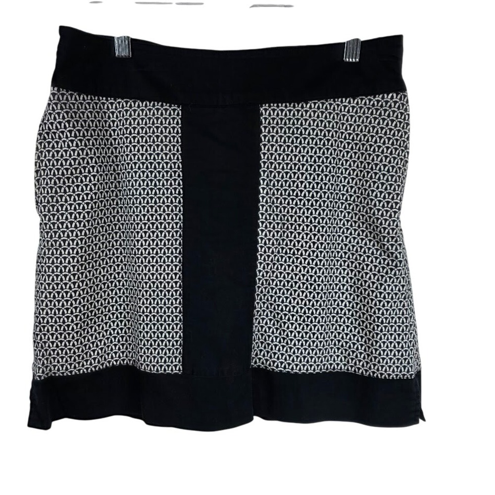 Greg Norman Skort Womens 4 Black White‎ Geometric Perfect Fit Golf Athletic
